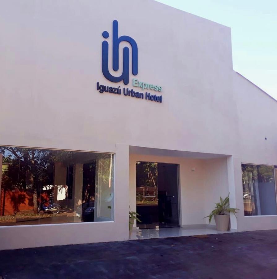 Iguazu Urban Hotel Express Puerto Iguazu Ngoại thất bức ảnh